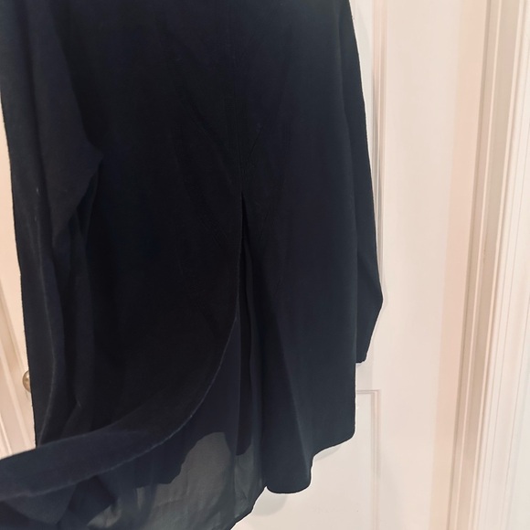 Women’s 1X Soft Surroundings Wool Blend Sweater Black With Back Design NWT - Picture 3 of 5